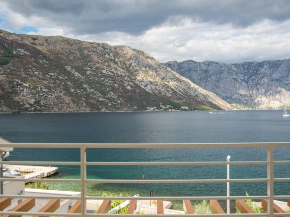 Kuća 584 m² – Stoliv, Kotor — fotografija 7