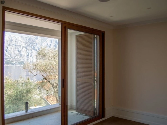 Kuća 584 m² – Stoliv, Kotor — fotografija 11