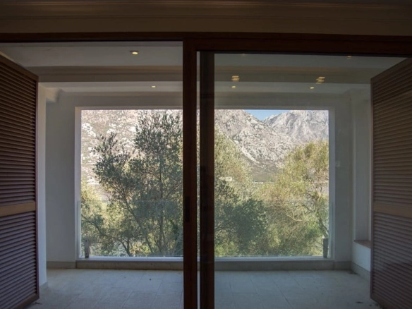 Kuća 584 m² – Stoliv, Kotor — fotografija 12