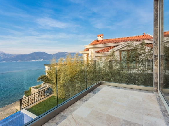 Kuća 330 m² – Krašići, Tivat — fotografija 10