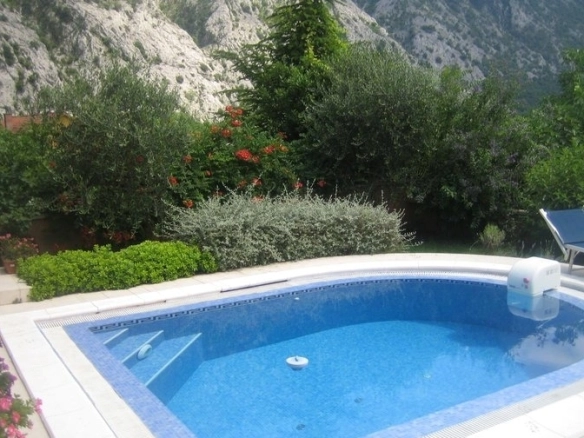 Kuća 300 m² – Orahovac, Kotor — fotografija 2
