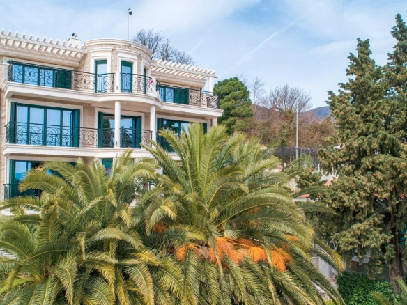 Kuća 550 m² – Bijela, Herceg Novi — fotografija 3