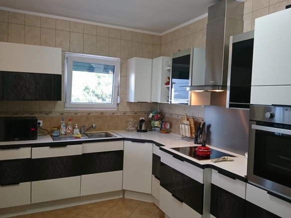 Kuća 330 m² – Utjeha, Bar — fotografija 4