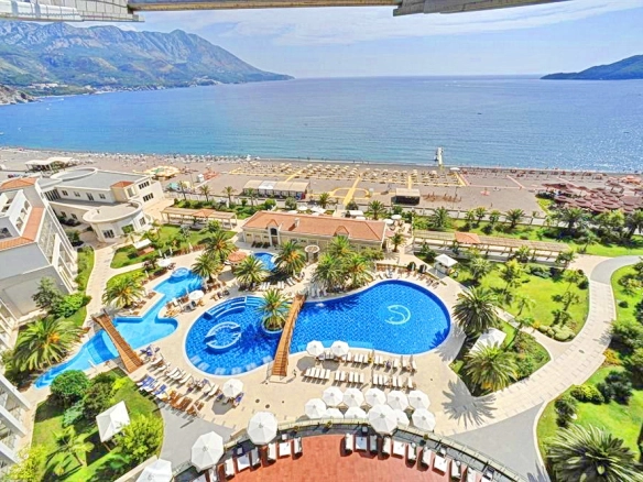 Trosoban stan 229 m² – Bečići, Budva — fotografija 9
