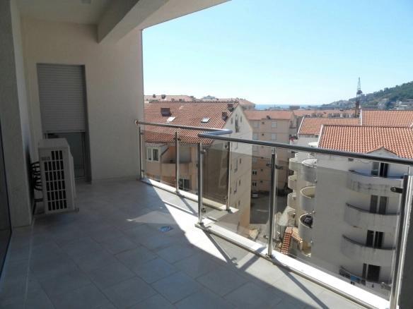 Četvorosoban stan 150 m² – Budva — fotografija 2