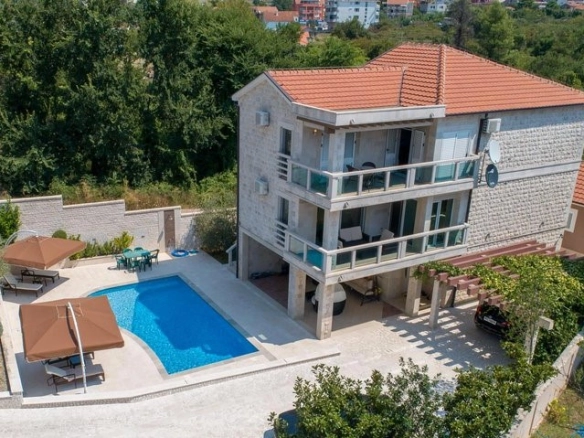 Kuća – Tivat — fotografija 3