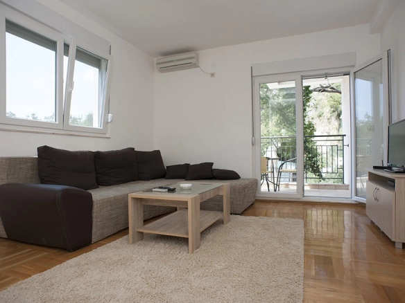 Kuća 400 m² – Budva — fotografija 7