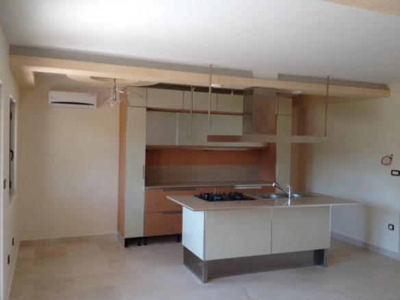 Trosoban stan 176 m² – Budva — fotografija 3