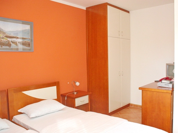Hotel 600 m² – Tivat — fotografija 14