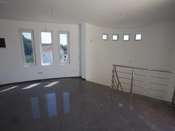 Kuća 404 m² – Utjeha, Bar — fotografija 11