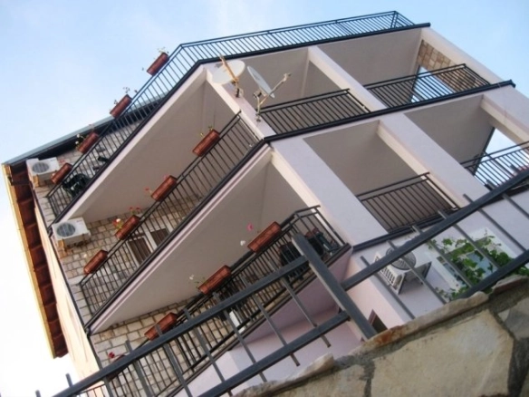 Kuća 450 m² – Budva — fotografija 10
