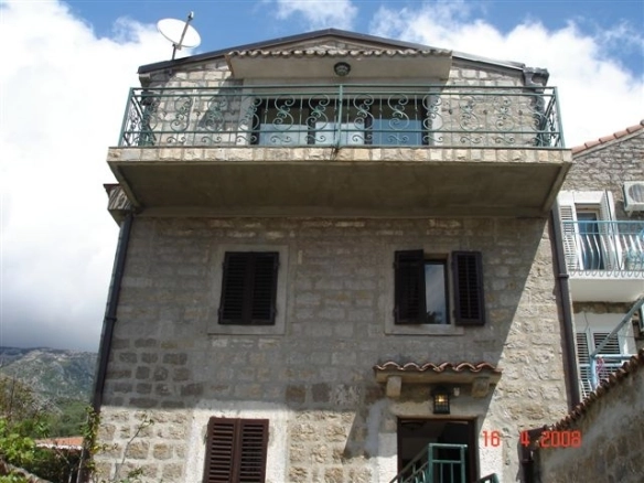 Kuća 100 m² – Rafailovići, Budva — fotografija 6