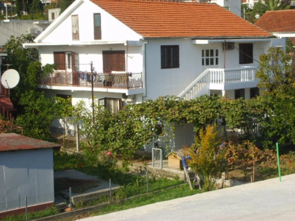 Kuća 245 m² – Šušanj, Bar — fotografija 2
