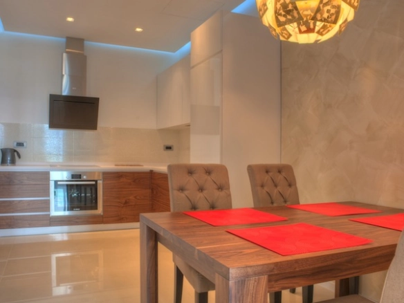 Dvosoban stan 95 m² – Budva — fotografija 5