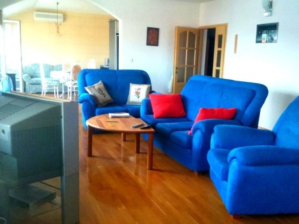Trosoban stan 131 m² – Budva — fotografija 3