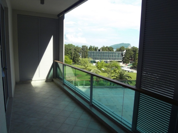 Dvosoban stan 92 m² – Budva — fotografija 7