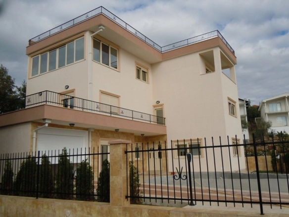 Kuća 430 m² – Budva — fotografija 2