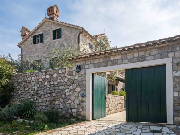 Kuća 260 m² – Luštica — fotografija 2