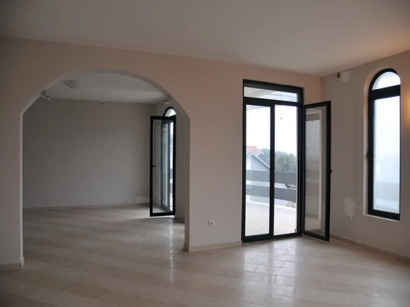 Kuća 450 m² – Utjeha, Bar — fotografija 6