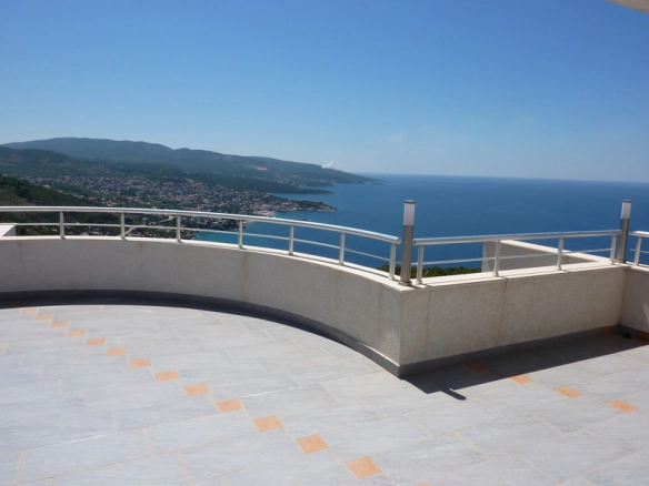 Kuća 350 m² – Dobra Voda, Bar — fotografija 6