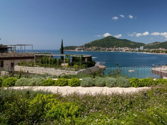 Trosoban stan 242 m² – Bečići, Budva — fotografija 4
