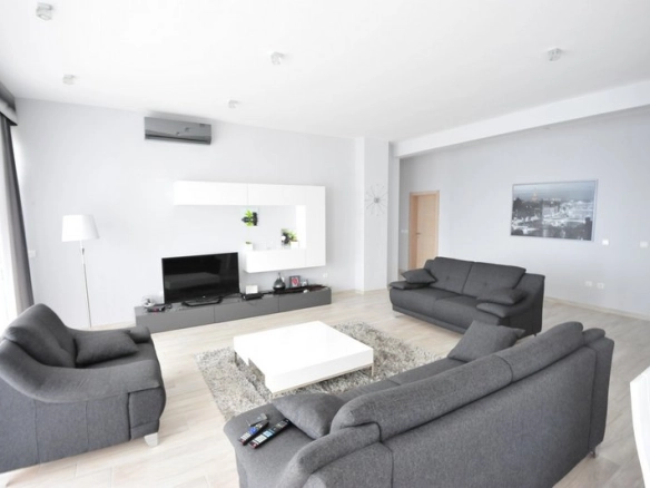 Dvosoban stan 179 m² – Dobra Voda, Bar — fotografija 11