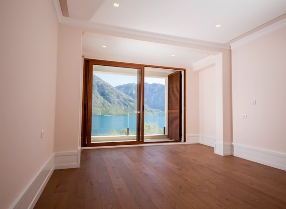 Kuća 585 m² – Stoliv, Kotor — fotografija 2