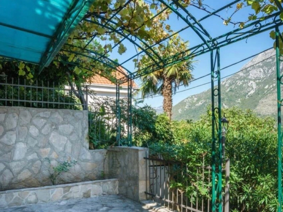 Kuća 215 m² – Stoliv, Kotor — fotografija 9