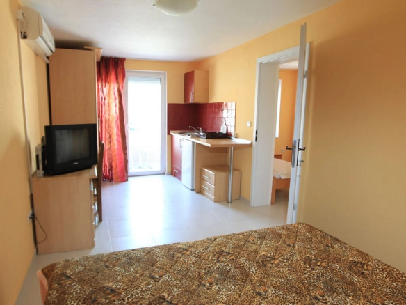 Hotel 650 m² – Budva — fotografija 8