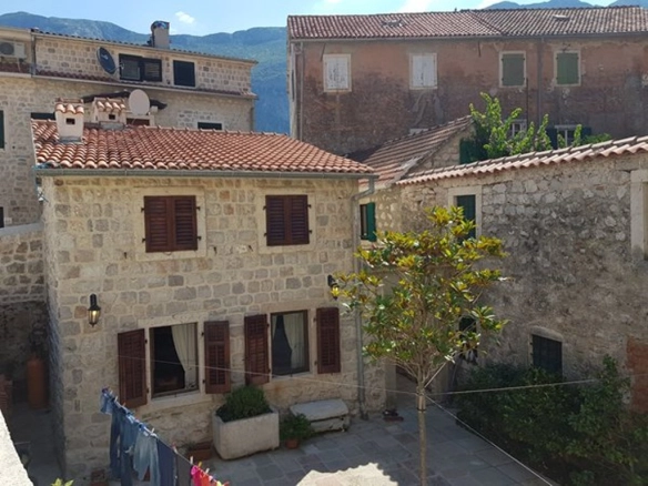 Kuća 355 m² – Prčanj, Kotor — fotografija 9