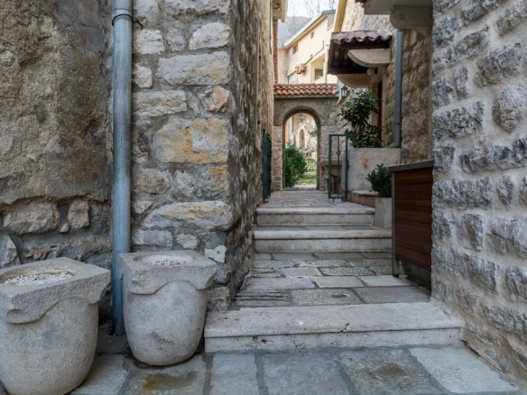 Kuća 355 m² – Prčanj, Kotor — fotografija 11