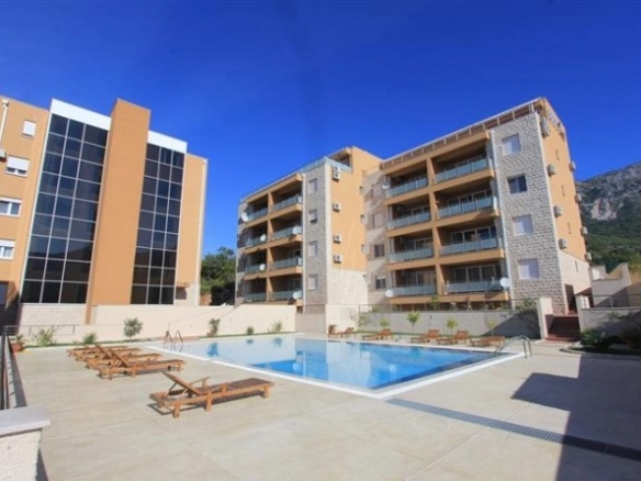 Dvosoban stan 138 m² – Bečići, Budva — fotografija 2