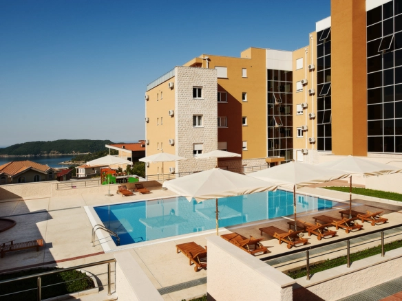 Dvosoban stan 138 m² – Bečići, Budva — fotografija 3