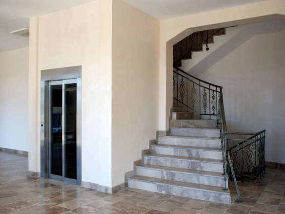 Kuća 917 m² – Petrovac, Budva — fotografija 10