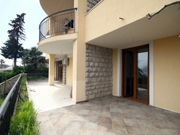 Dvosoban stan 131 m² – Bečići, Budva — fotografija 11