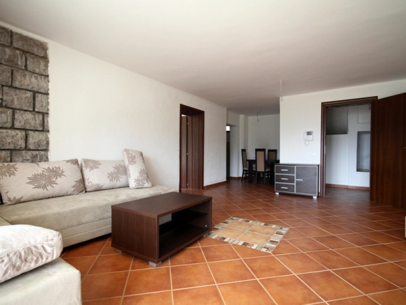 Dvosoban stan 131 m² – Bečići, Budva — fotografija 12
