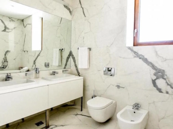 Dvosoban stan 109 m² – Kamenovo, Budva — fotografija 7