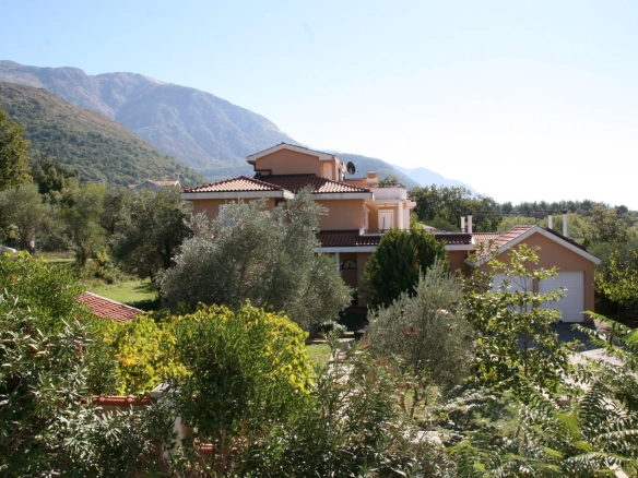Kuća 450 m² – Kavač, Kotor — fotografija 8