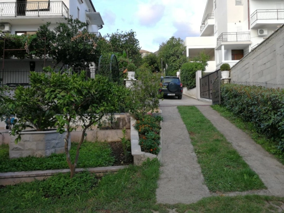 Kuća 400 m² – Tivat — fotografija 3