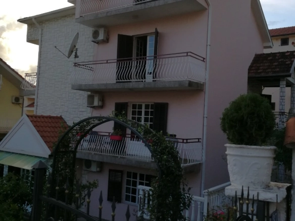 Kuća 400 m² – Tivat — fotografija 8