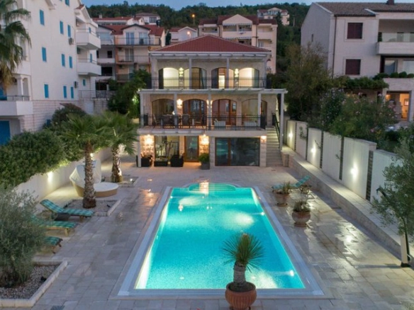 Kuća 396 m² – Krašići, Tivat — fotografija 2
