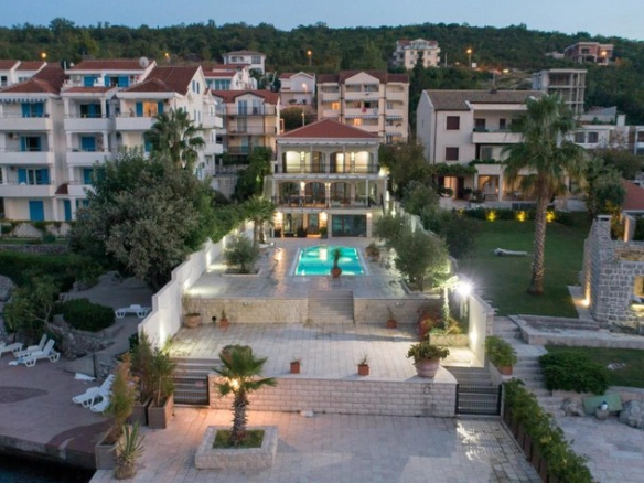 Kuća 396 m² – Krašići, Tivat — fotografija 9