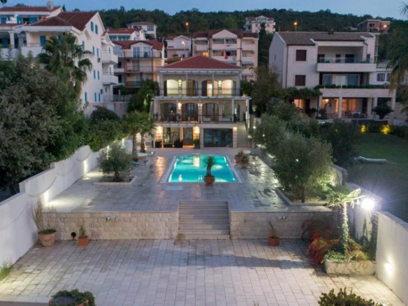Kuća 396 m² – Krašići, Tivat — fotografija 13