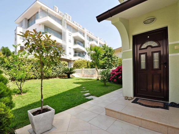 Kuća 222 m² – Tivat — fotografija 13