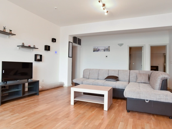Dvosoban stan 95 m² – Budva — fotografija 9