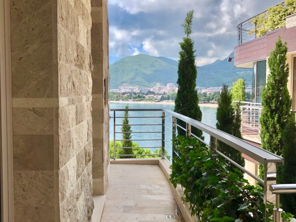 Dvosoban stan 170 m² – Budva — fotografija 13