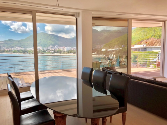 Dvosoban stan 170 m² – Budva — fotografija 14