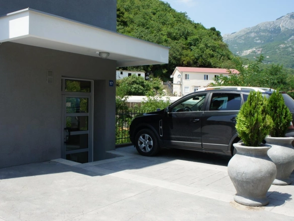 Dvosoban stan 100 m² – Bečići, Budva — fotografija 2