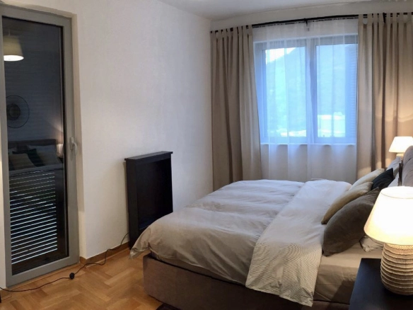 Dvosoban stan 96 m² – Morinj, Kotor — fotografija 6
