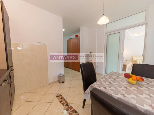 Jednosoban stan 78 m² – Petrovac, Budva — fotografija 7